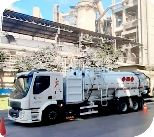 caminhões equipados com tecnologia de alta sucção para super vácuo